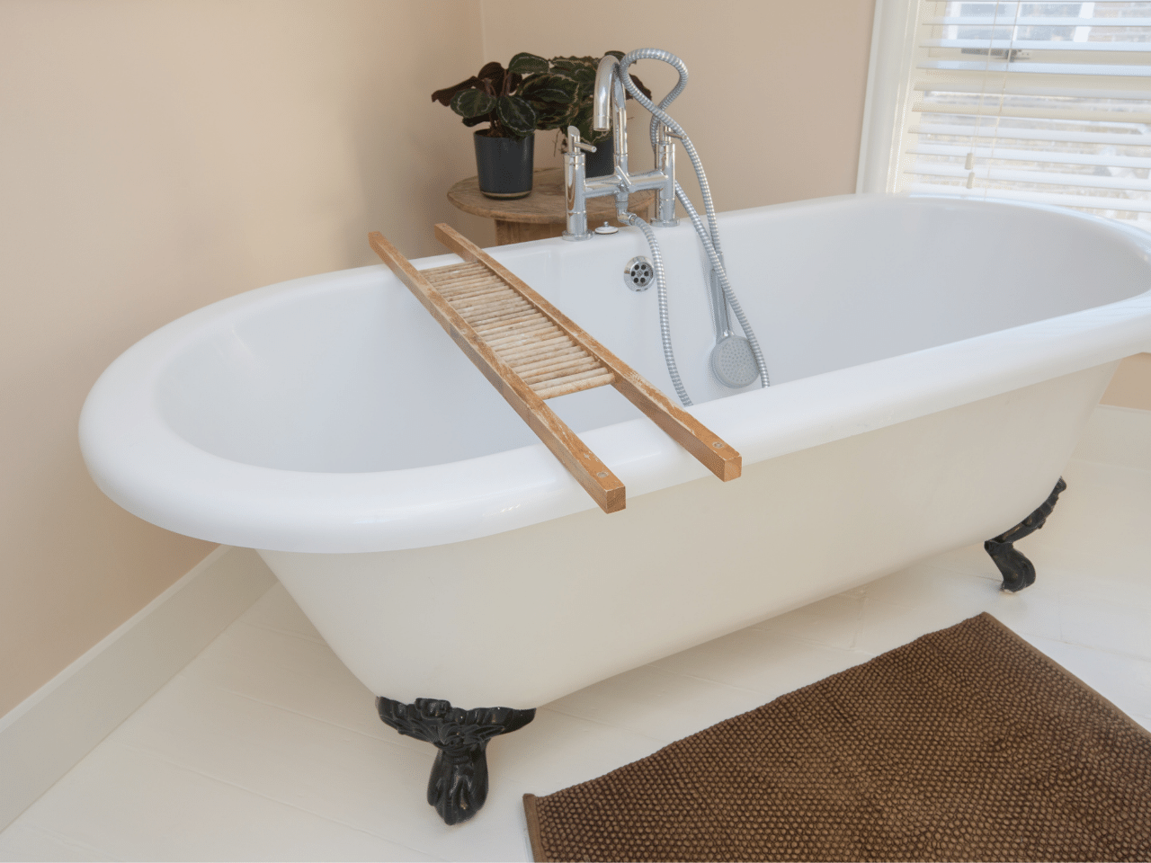 5 Signs It’s Time for a Bathtub Replacement R.A. Guinner Plumbing Company